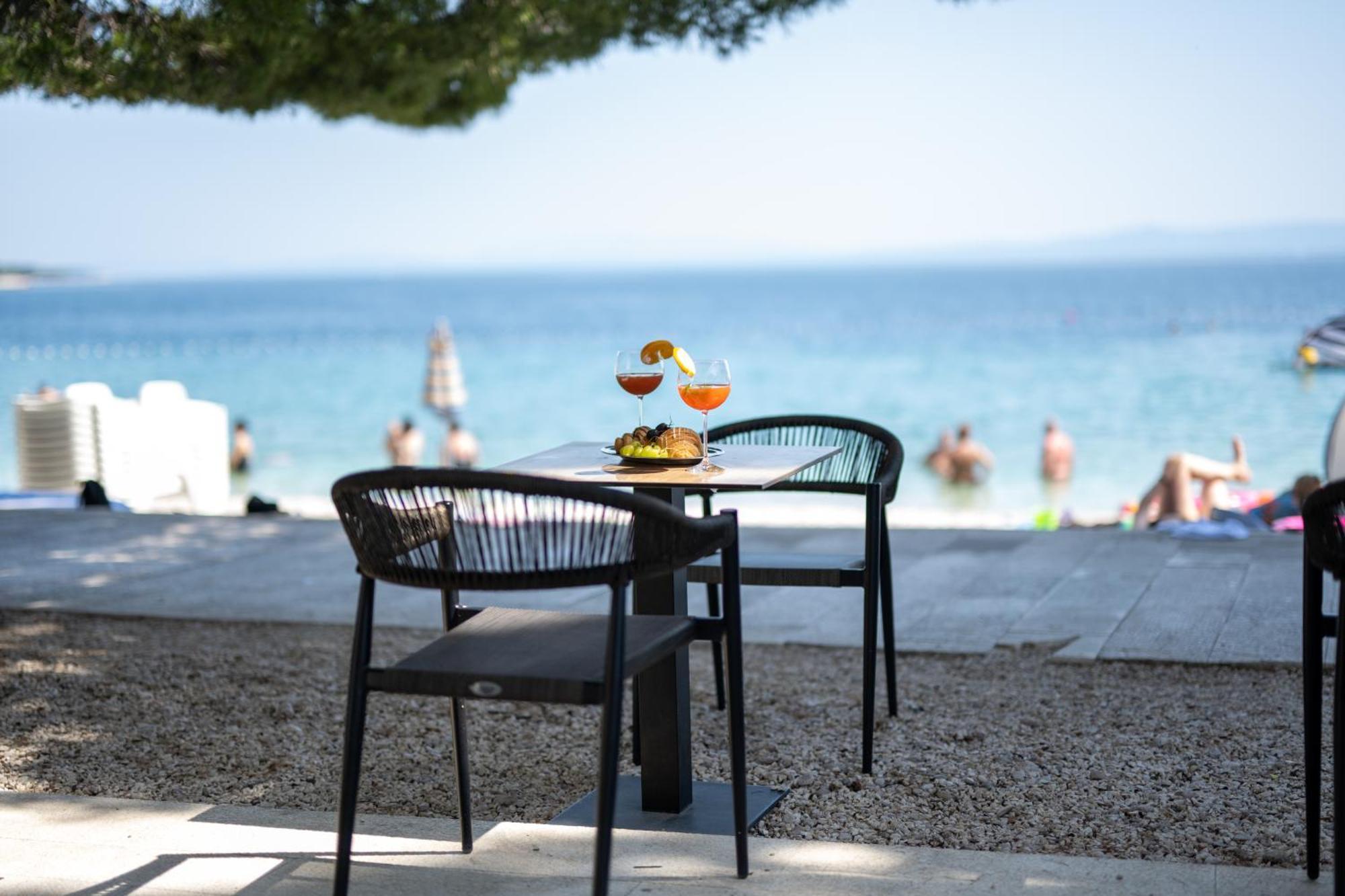 Aurora Beachfront Luxury Rooms&Suites Brela Exterior foto
